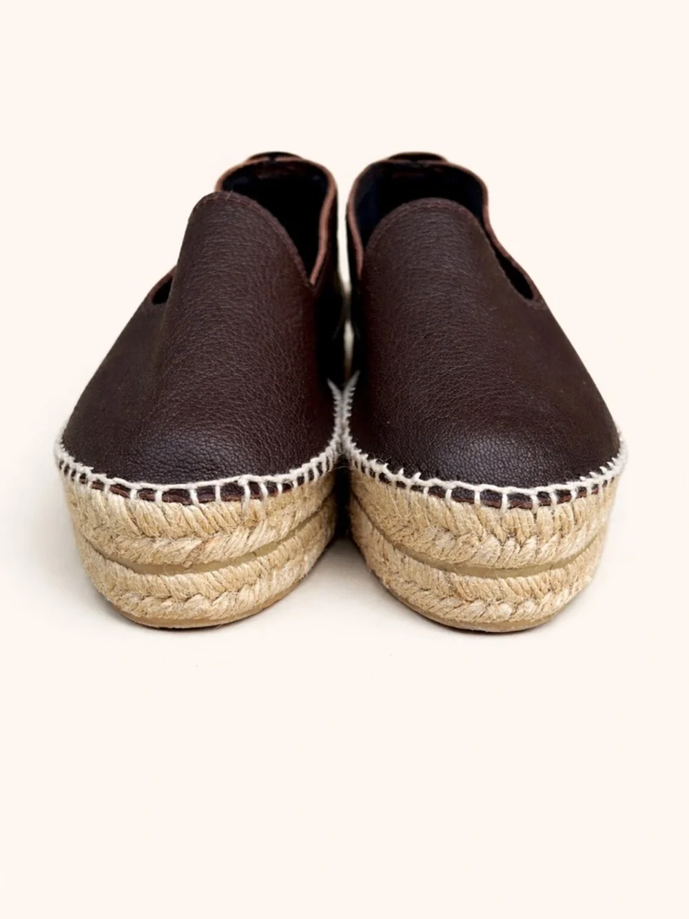 Manebí soft pebbled